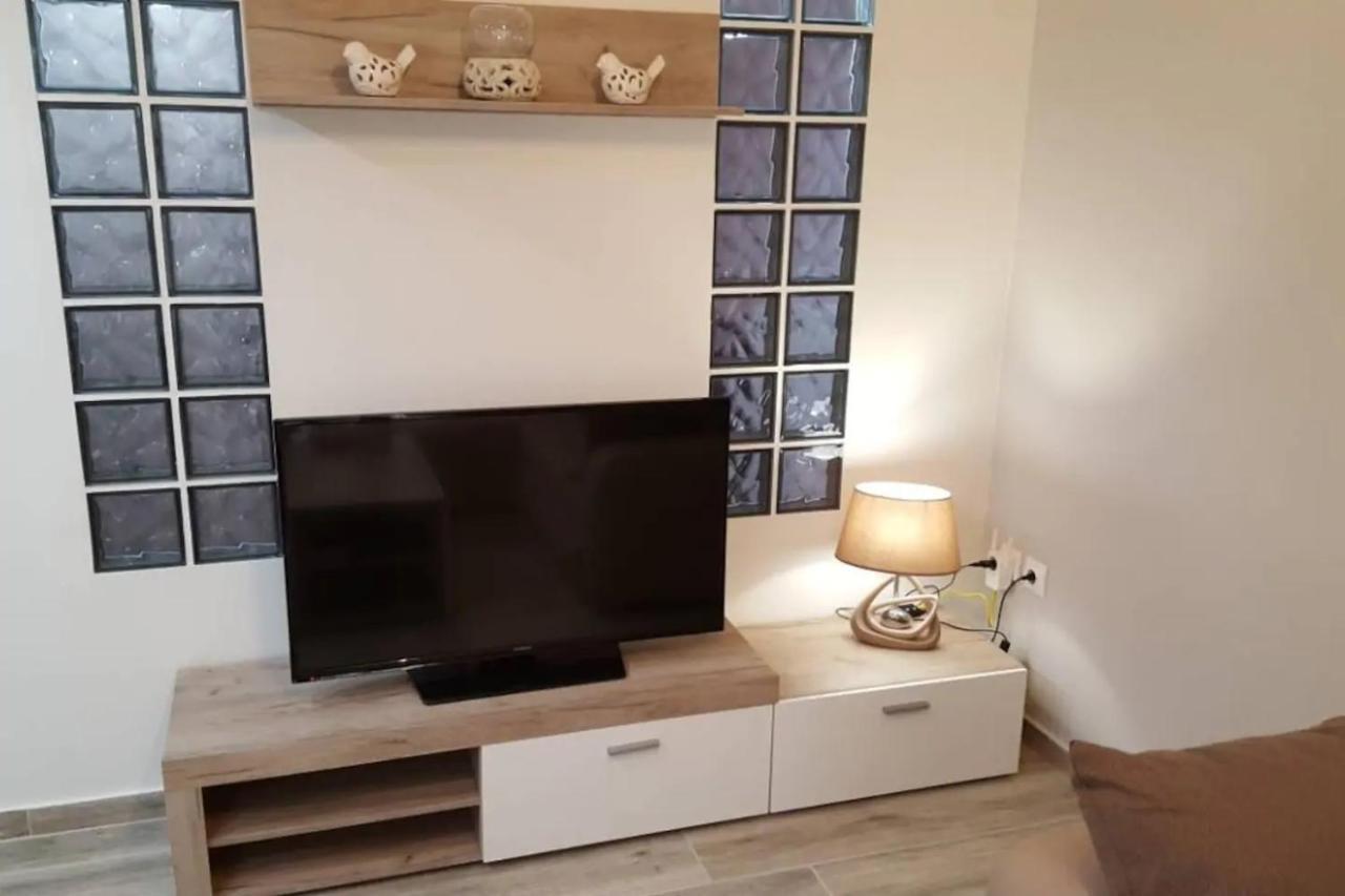 Downtown City Apartment テッサロニキ エクステリア 写真