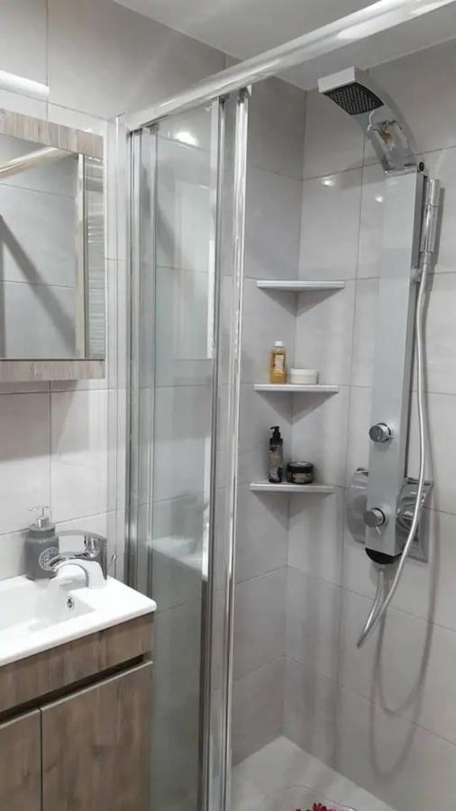 Downtown City Apartment テッサロニキ エクステリア 写真